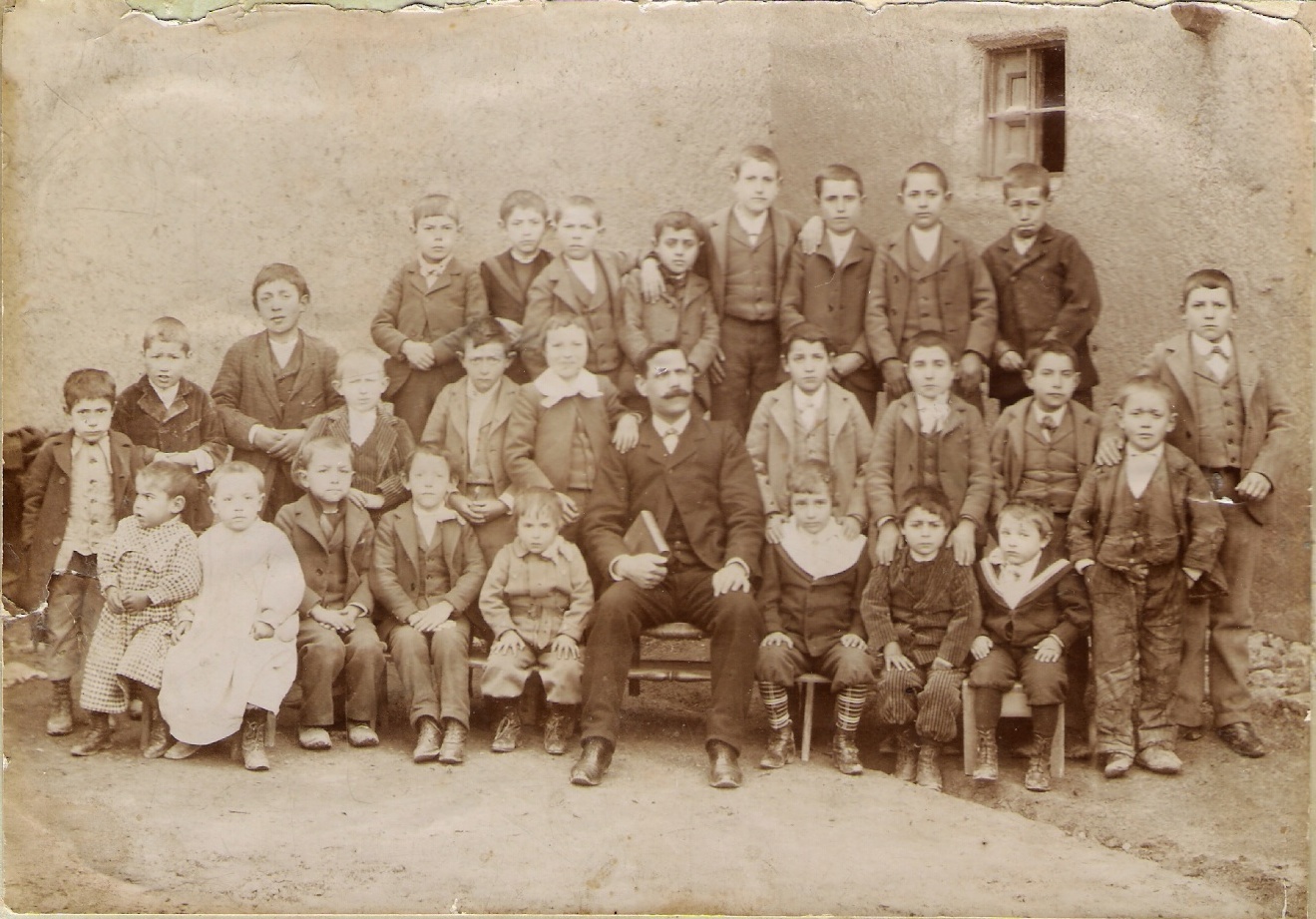 48-Escuela  1904